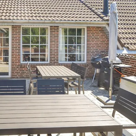 5 Bedroom Beautiful In * Oksbol (Syddanmark)